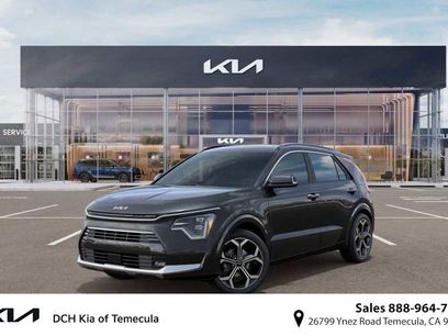 New 2025 Kia Niro SX Touring