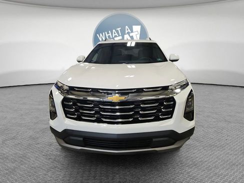 Certified 2025 Chevrolet Equinox LT w/ Convenience Package II image 9