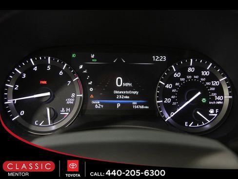 Used 2020 Toyota Highlander XLE image 8