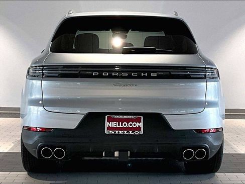 New 2026 Porsche Cayenne E-Hybrid image 6