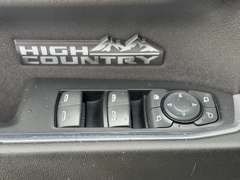 Used 2024 Chevrolet Silverado 1500 High Country w/ Technology Package image 22