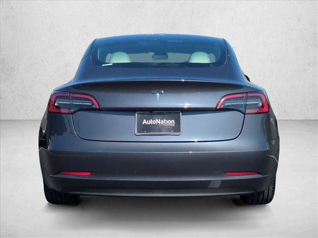Used 2023 Tesla Model 3 Standard Range RWD image 7