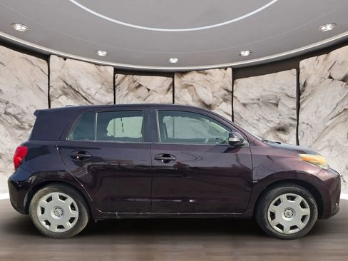 Used 2013 Scion xD image 5