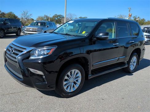 Used 2018 Lexus GX 460 Premium w/ Premium Package image 8