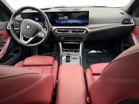 Used 2023 BMW 330i xDrive 330i xDrive w/ Premium Package image 10