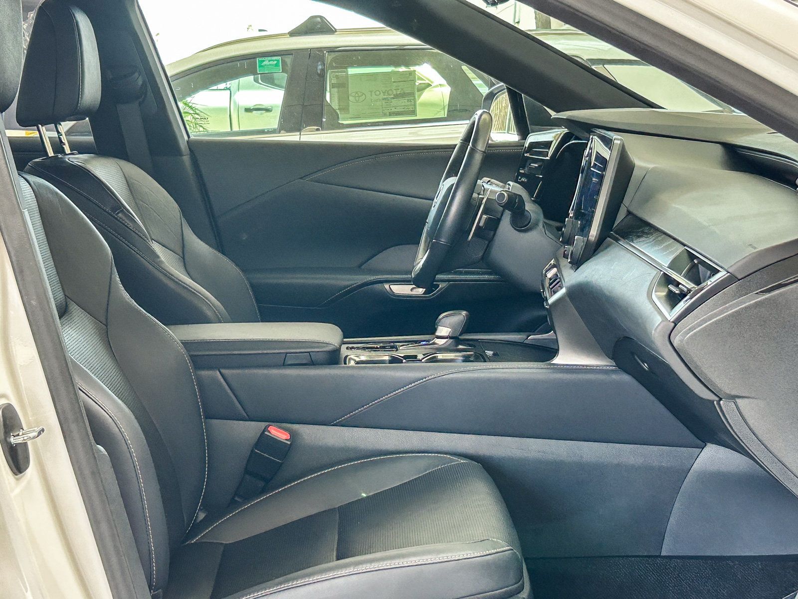 Used 2023 Lexus RX 350 Premium Plus w/ Cold Area Package FWD image 16
