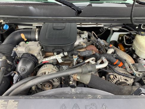 Used 2013 GMC Sierra 2500 Denali w/ Snow Plow Prep Package image 9