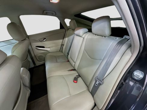 Used 2012 Toyota Prius Three image 29