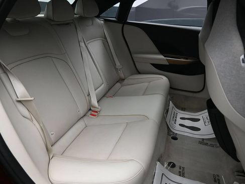 Used 2023 Lucid Air Touring AWD/4WD image 36