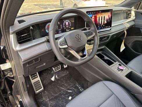 New 2026 Volkswagen Tiguan SE R-Line AWD/4WD image 23