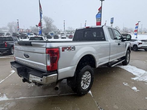 Used 2019 Ford F350 XLT w/ XLT Value Package image 5