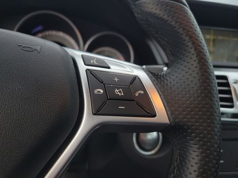 Used 2016 Mercedes-Benz E 250 Sedan image 24