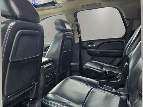 Used 2012 Chevrolet Tahoe LTZ AWD/4WD image 17