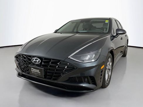 Used 2021 Hyundai Sonata SEL FWD image 4