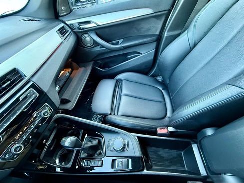 Used 2017 BMW X1 xDrive28i image 18