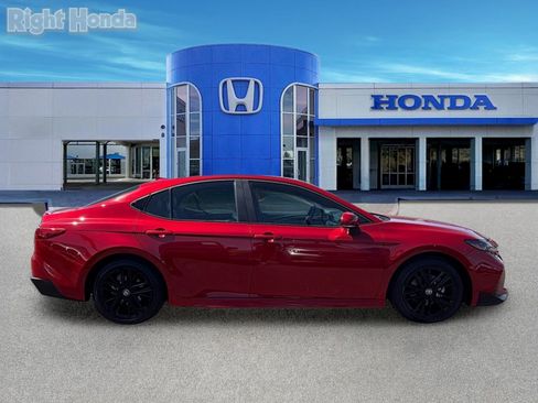 Used 2025 Toyota Camry SE w/ Multimedia Upgrade Package FWD image 8
