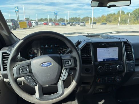 Used 2020 Ford F150 XLT image 17