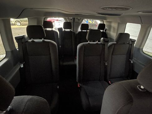 Used 2016 Ford Transit 350 XL image 19