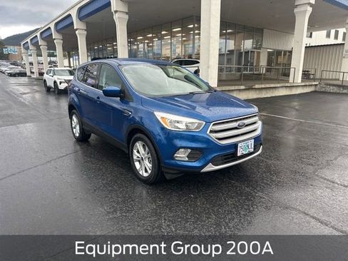 Used 2019 Ford Escape SE AWD/4WD image 2