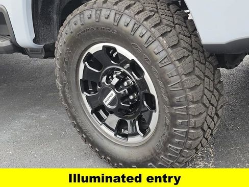 New 2026 Ford F250 Lariat w/ Tremor Off-Road Package image 19