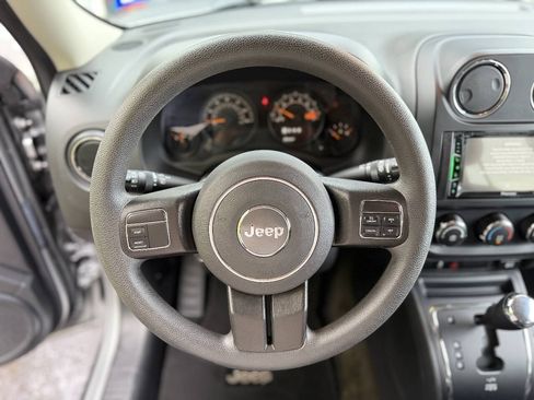 Used 2016 Jeep Patriot Sport w/ Power Value Group FWD image 14