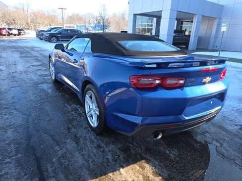 Used 2023 Chevrolet Camaro LT image 2