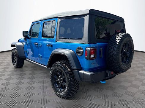 Used 2023 Jeep Wrangler Unlimited w/ Cold Weather Group AWD/4WD image 8