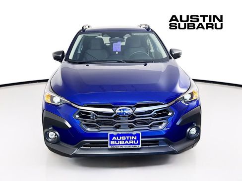 Used 2025 Subaru Crosstrek 2.0i Premium image 2