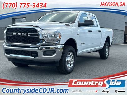Used 2022 RAM 2500 Tradesman w/ Chrome Appearance Group