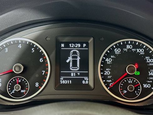 Used 2014 Volkswagen Tiguan S FWD image 10