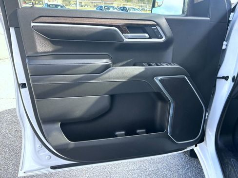 Certified 2022 GMC Sierra 1500 Elevation image 9