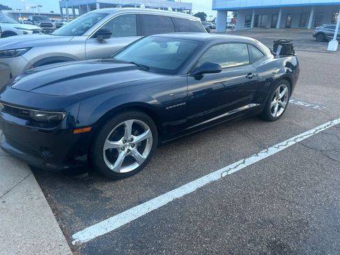 Used 2015 Chevrolet Camaro LT w/ RS Package RWD image 2