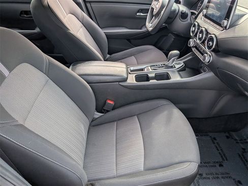 Used 2024 Nissan Sentra SV image 31