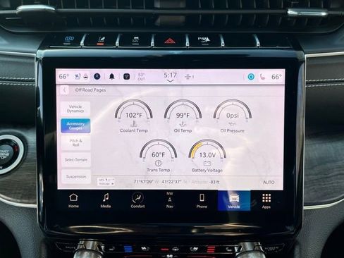 Used 2023 Jeep Grand Cherokee Overland w/ Luxury Tech Group IV image 43