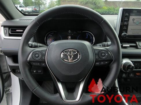 Used 2019 Toyota RAV4 XSE image 16