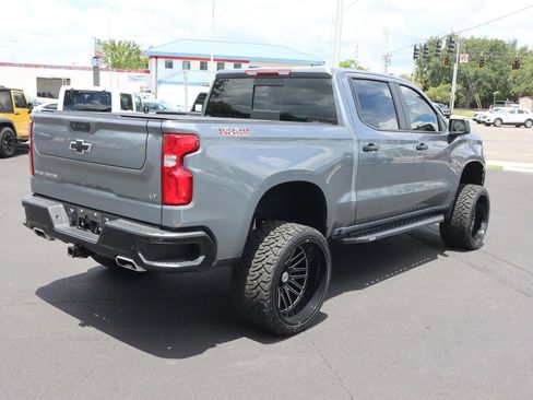 Used 2021 Chevrolet Silverado 1500 LT Trail Boss w/ Convenience Package II image 7