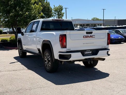 Used 2022 GMC Sierra 2500 AT4 w/ AT4 Premium Plus Package AWD/4WD image 4