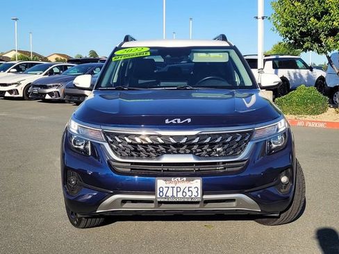 Used 2022 Kia Seltos Nightfall Edition AWD/4WD image 2
