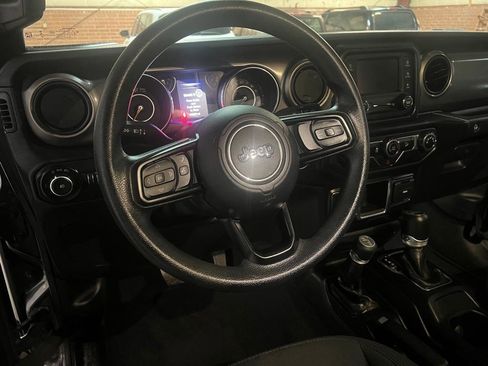 Used 2019 Jeep Wrangler Sport AWD/4WD image 23