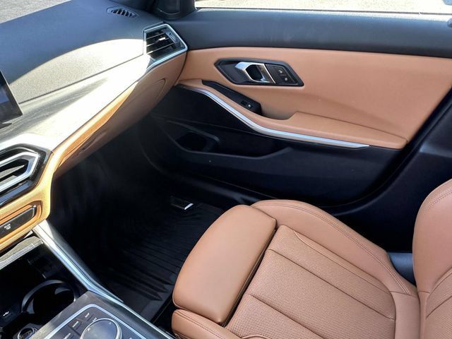Used 2024 BMW 330i xDrive Sedan w/ M Sport Package AWD/4WD image 54