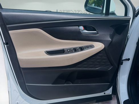Used 2022 Hyundai Santa Fe SE FWD image 18