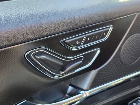 Used 2023 Lincoln Corsair Standard image 24