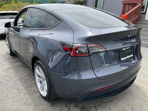 Used 2023 Tesla Model Y 2WD image 88