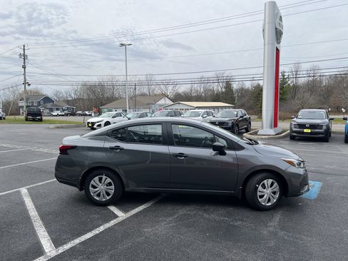 New 2025 Nissan Versa S image 8
