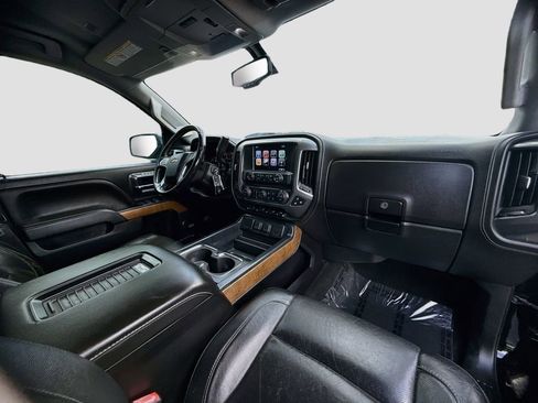 Used 2018 Chevrolet Silverado 2500 LTZ w/ LTZ Plus Package AWD/4WD image 28