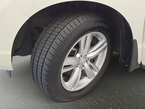 Used 2013 Acura RDX w/ Technology Package FWD image 32