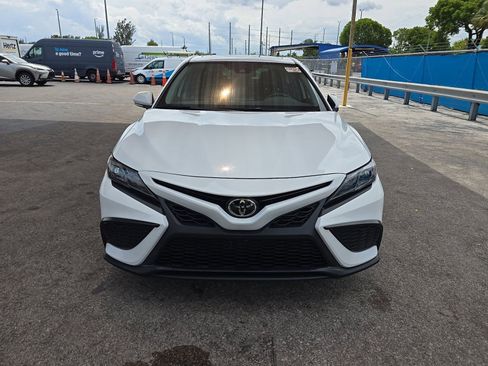 Used 2024 Toyota Camry SE w/ Convenience Package FWD image 2