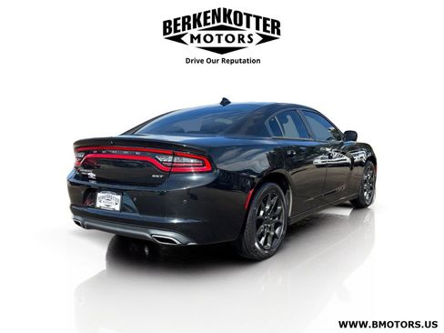 Used 2015 Dodge Charger SXT w/ AWD Plus Group image 3