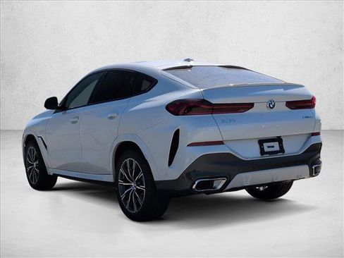 New 2027 BMW X6 xDrive40i w/ Climate Comfort Package AWD/4WD image 9