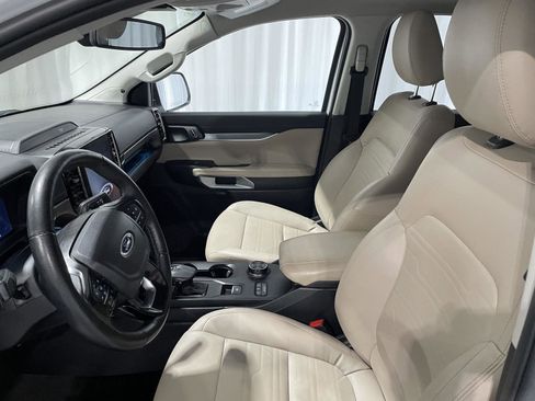 Used 2024 Ford Ranger Lariat w/ FX4 Off-Road Package image 16